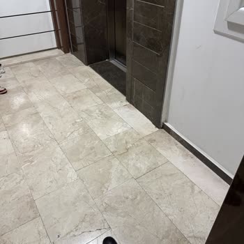 Getir Kurye Yemeği Asansöre Bıraktı, Müşteri Temsilcisi Saygısız Ve İade Reddi