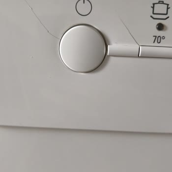 Siemens Bulaşık Makinesinde Bardakların Lekeli Ve Çizik Çıkması, Ürün Değişimi Talebi