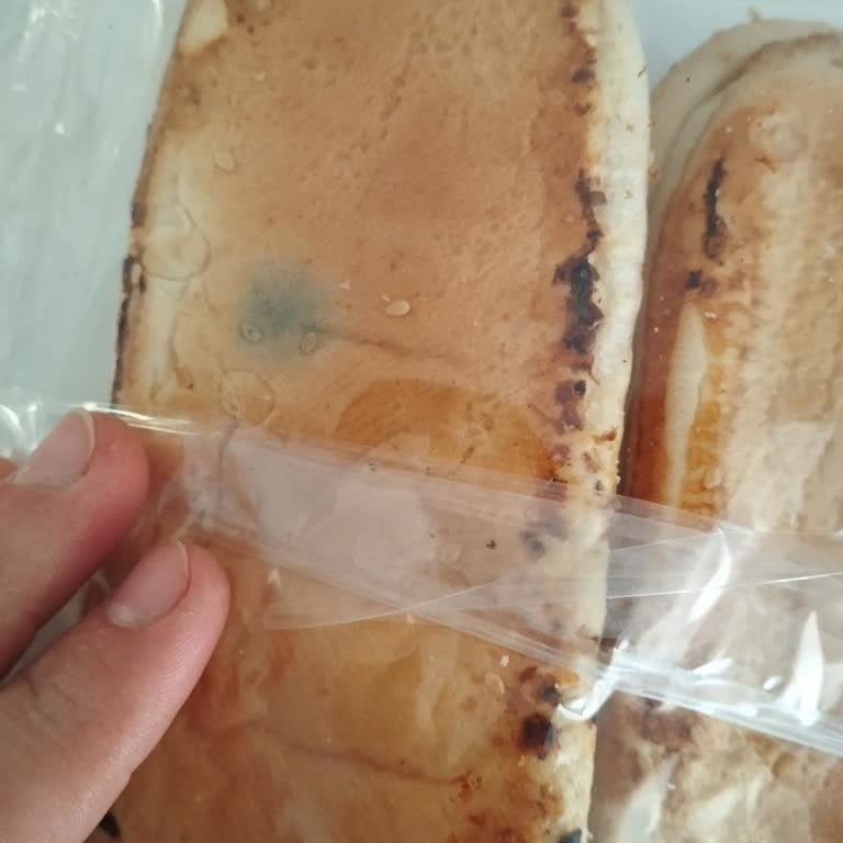 Migros Hemen'de Eksik Ve Küflü Ekmek Teslimatı İçin Çözüm Talebi