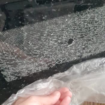 Arçelik Mikrodalga Camı Kendiliğinden Patladı Ve Güvenlik Riski Oluşturdu