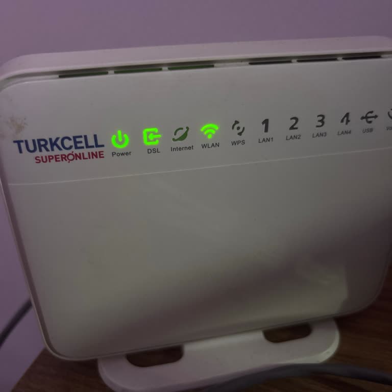 Sürekli İnternet Kesintisi Ve Çözüm Üretmeyen Müşteri Hizmetleri