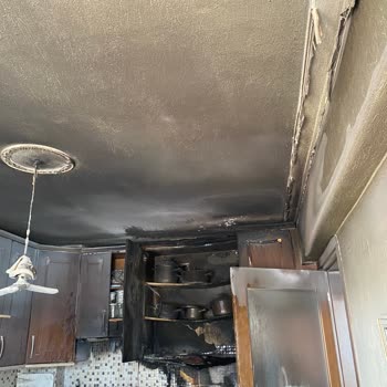 Airfryer Patlaması Ve Yangın Nedeniyle Mutfağımda Büyük Hasar