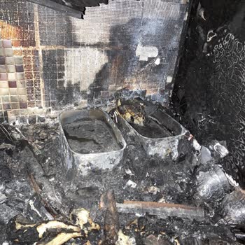 Airfryer Patlaması Ve Yangın Nedeniyle Mutfağımda Büyük Hasar