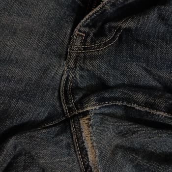 Mavi Jeans Pantolonların Hızlı Yırtılması Ve Değişim Reddi
