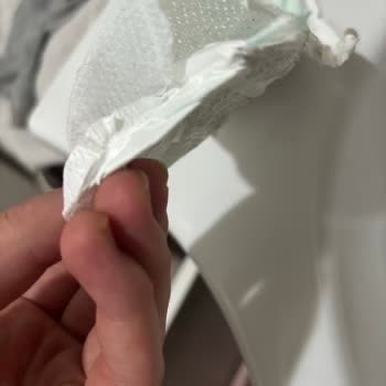 Molped Pedlerde Yapışkan Açılması Ve Kalite Sorunu Nedeniyle Değişim Talebi