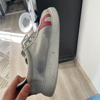 Camper Ayakkabısında 3 Haftada Deri Çatlaması Ve Kararma