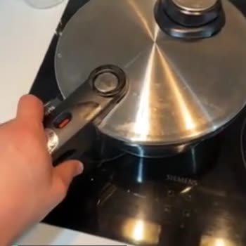 Fissler Tenceremin Kapağı Sıkıştı