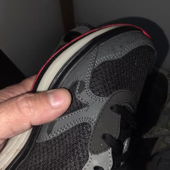 Skechers Ayakkabıda Üçüncü Giyişte Aşırı Deformasyon, Değişim Bekliyor