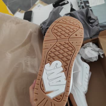 Shopier Vans Çakma Ayakkabının İade Sürecindeki Çelişkili Bilgiler Ve Geri Ödeme Sorunu