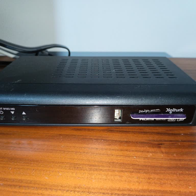 Eski Kiralık Decoder Arızası İçin 700 TL Ücret Talebi Ve Yetkisiz Kurulum Sorunu