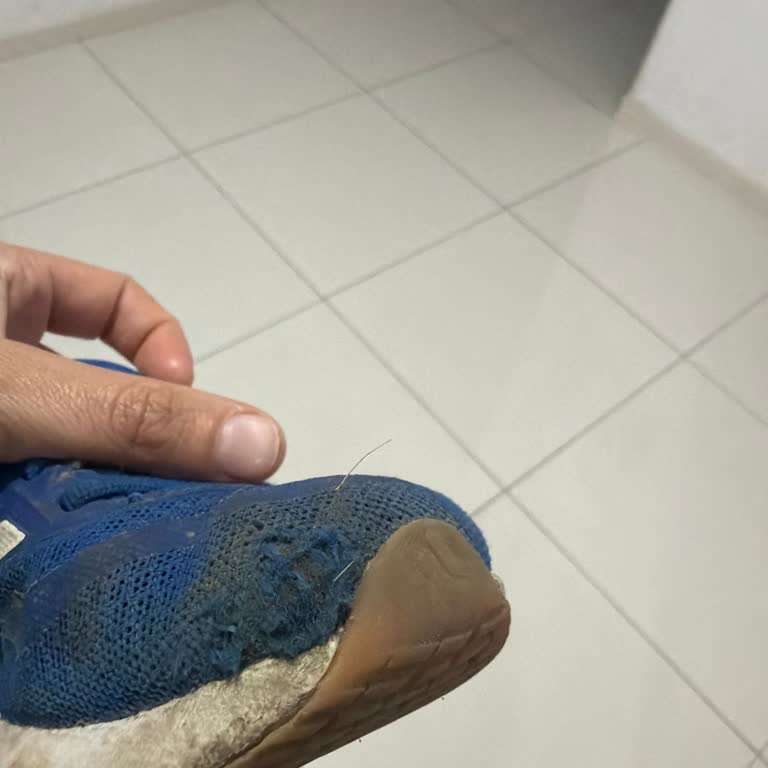 Adidas Çocuk Ayakkabısının Kısa Sürede Sol Tekinde Oluşan Deformasyon Ve Değişim İsteği