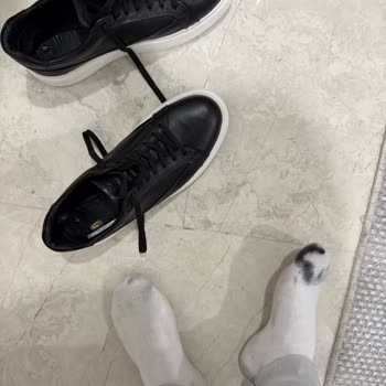 Renk Bulaşması Nedeniyle Sneaker İade Talebi