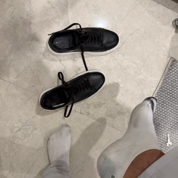 Renk Bulaşması Nedeniyle Sneaker İade Talebi