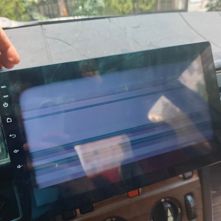 Aşırı Isınma Ve Ekran Arızası, Garanti Yanıtı Gelmedi