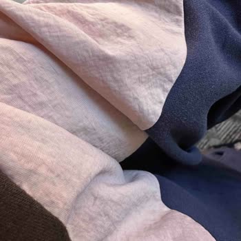 Renkleri Birbirine Karışan Ve Çabucak Deforme Olan Eşofman Takımı İçin İade Talebi