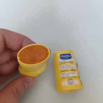Mustela 50 SPF Family Stick Asansör Mekanizması Bozuldu, Ürün Açılmıyor