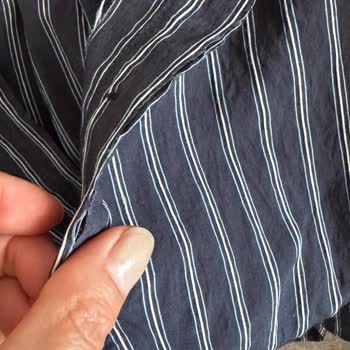LCW Gömleğinde Üretim Hatası: Düğme İlikleri Kısa Sürede Yırtıldı