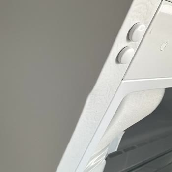 Teslim Edilen Buzdolabının Darbe Ve Renk Uyuşmazlığı Nedeniyle Tam İade Talebi