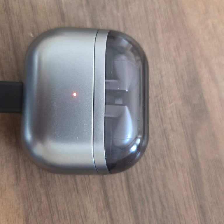 Samsung Galaxy Buds3 Pro Sağ Kulaklıkta Sürekli Kopma Sorunu Ve Servis Çözümünün Olmaması