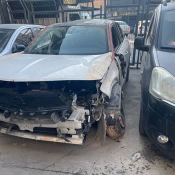 Airbagların Açılmaması Nedeniyle Şiddetli Kaza Ve Sorumluluk Reddi