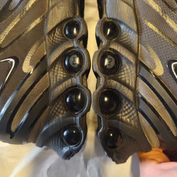 Nike Air Max DN8 Ayakkabısındaki Hava Tüpü Sorunu Ve İade Reddi