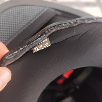 Kask Boyut Uyumsuzluğu Nedeniyle Güvenlik Sorunu Ve İade Talebi