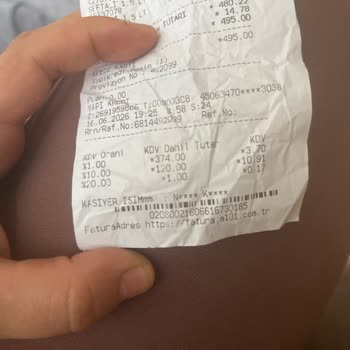 A101 Mağazasında Çalışanın Hakaretli Sözleri Ve Saygısız Tutumu