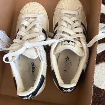 Yanlış Ve Kullanılmış Adidas Superstar Ayakkabı Gönderildi