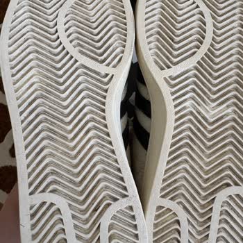 Yanlış Ve Kullanılmış Adidas Superstar Ayakkabı Gönderildi