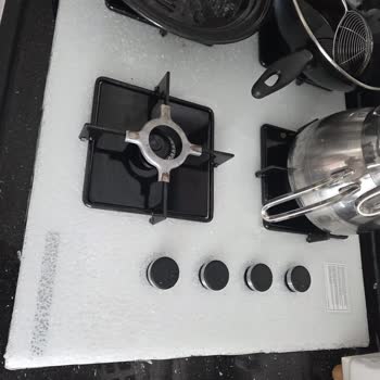 Bosch Ankastre Ocağın Temperli Camı Patladı, Ücretsiz Değişim Talebi