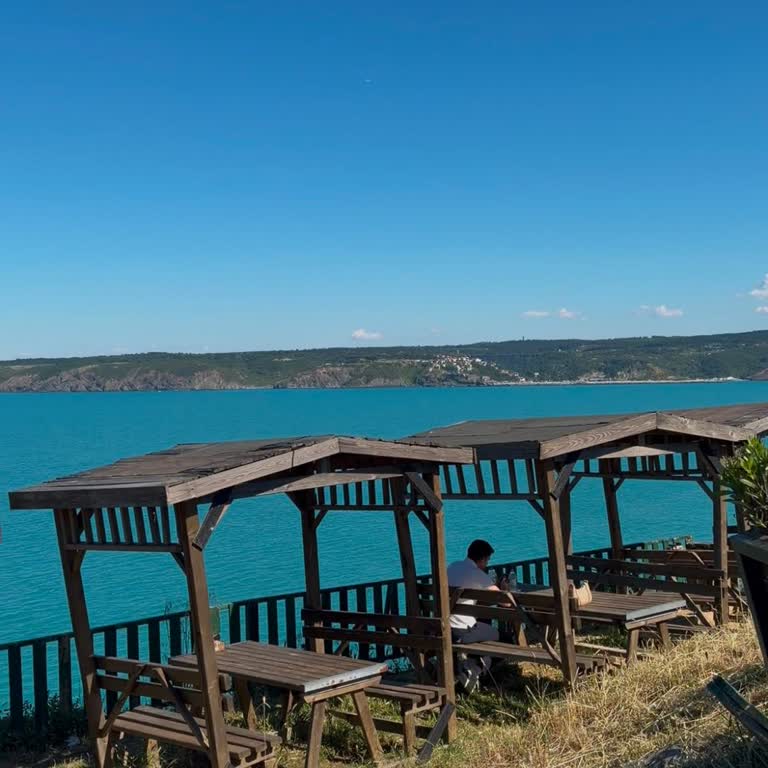 Yalnızca İçecek İçen Müşteriye Restoranda Oturma İzni Verilmedi