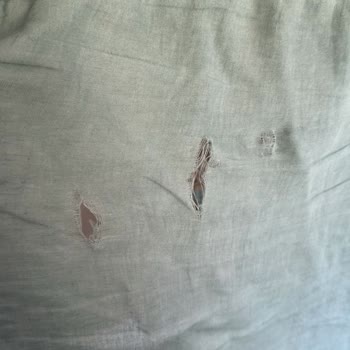 Mudo Keten Gömlekte Ani Yırtılma Ve Ürün Değişimi Talebi