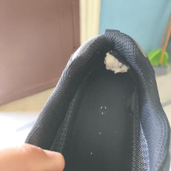 Ayakkabının Kısa Sürede Parçalanması Ve Şirketin Geri Dönüş Yapmaması