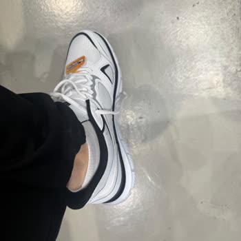 Skechers Ayakkabısında Kısa Sürede Koku Yapması Ve Üretim Kusuru Bulunamaması