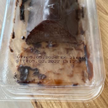 Mozaik Pastada Bisküvi Eksikliği İçin İade Talebi