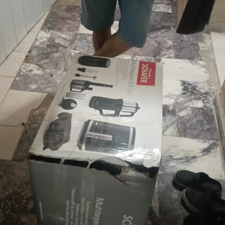 Siparişte Kahve Makinesi Eksik Ve Kargo Kutusu Yırtılmış