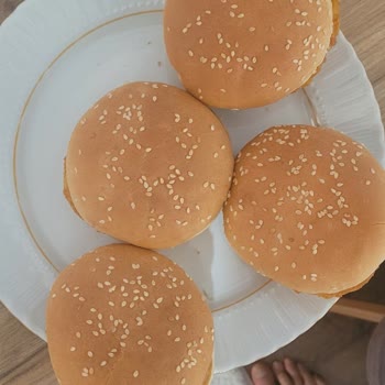 Migros Yemek'te Yükseltilmiş Burger Ücreti Alındı, Standart Burger Teslim Edildi