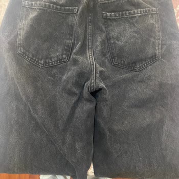 Pull & Bear Siyah Jean Pantolonun Tek Yıkamada Renk Açması Ve Ücret İadesi Talebi