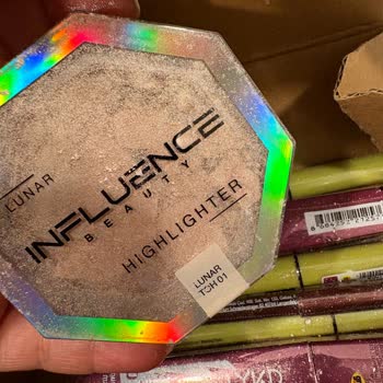 Kırık Gelen İnfluence Highlighter İçin Acil Paketleme İyileştirmesi