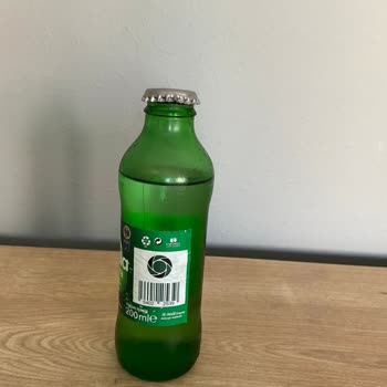 Damla Sade Soda Tadında Ve Kokusunda Bulaşık Suyu Kokusuna Sahip