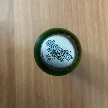 Damla Sade Soda Tadında Ve Kokusunda Bulaşık Suyu Kokusuna Sahip