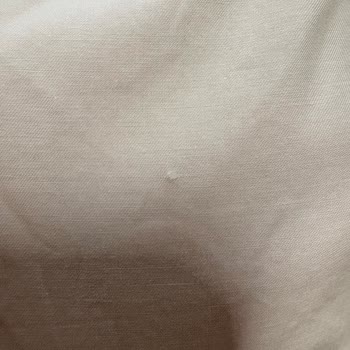 Zara Elbisesinde Hızlı Zedelenme Ve Kaba Mağaza Personeli