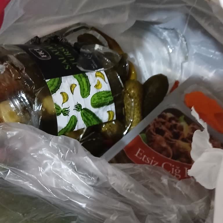 Kırık Turşu Kavanozu Ve Çözüm Bulamayan Canlı Destek İade Talebi