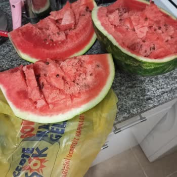 Şok Market’te Bozuk Karpuz Alışı Ve Denetim Sorunu