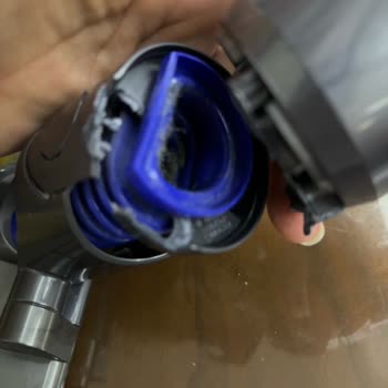 Dyson V15 Işıklı Başlık Kırılması İnceleme Yapılmadan Garanti Dışı Bırakıldı