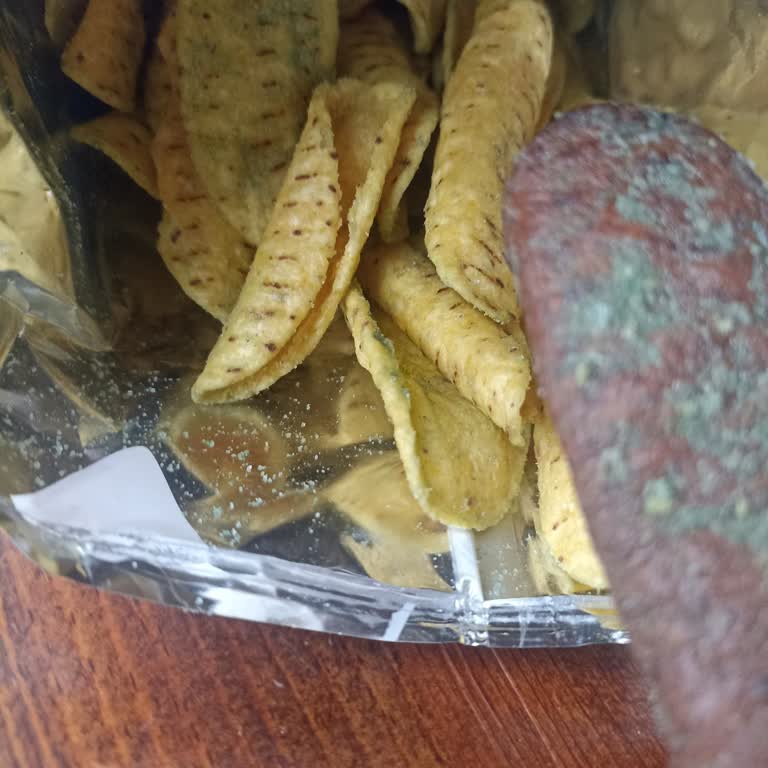 Patos Rolls Jalapeno Cipsinde Yanmış Parça Belirdi Açıklama Ve Özür Talebi