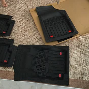 Hepsiburada’da İlandaki Kırmızı Paspas Siyah Geldi, Değişim Talebim Reddedildi