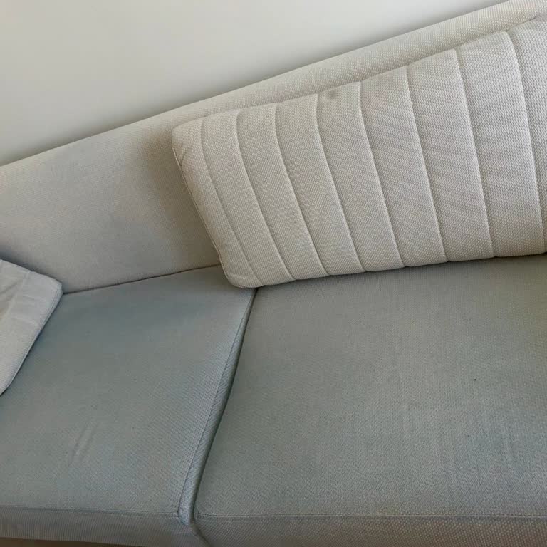 Koltuk Örtüsünde Renk Sökülmesi Ve Satıcı İlgisizliği