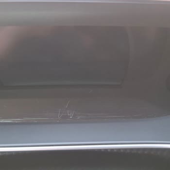 Yeni Peugeot 2008’de Garanti Kapsamında Olmasına Rağmen Hayalet Ekran Değişimi Reddedildi