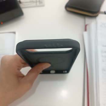 Kabarcıklı Magsafe Kılıf Ve Hatalı Kargo Nedeniyle Uzun Süreli Müşteri Hizmetleri Sorunları
